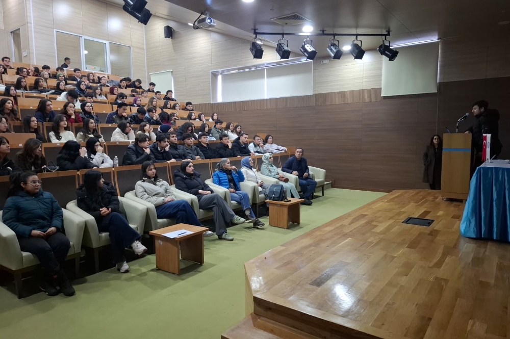 c8fbc21a-9ce2-4d16-88f5-23fc8b132bec