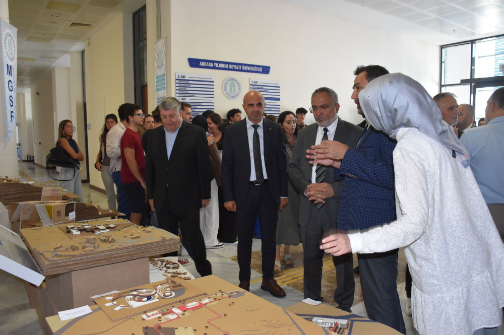 Ankara Yıldırım Beyazıt Üniversitesi Galeri Resmi