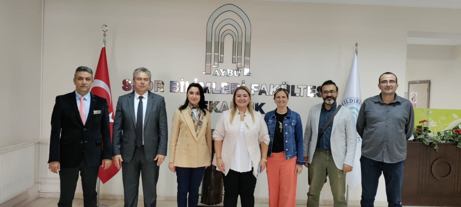 Tıp Fakültesi yönetiminin Dekanlığımıza hayırlı olsun ziyareti