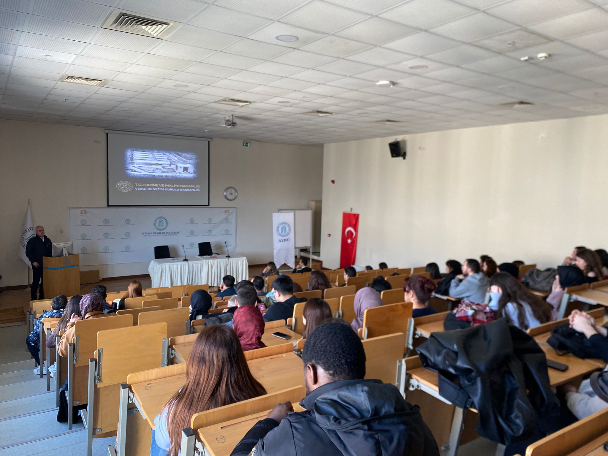 Ankara Yıldırım Beyazıt Üniversitesi Galeri Resmi