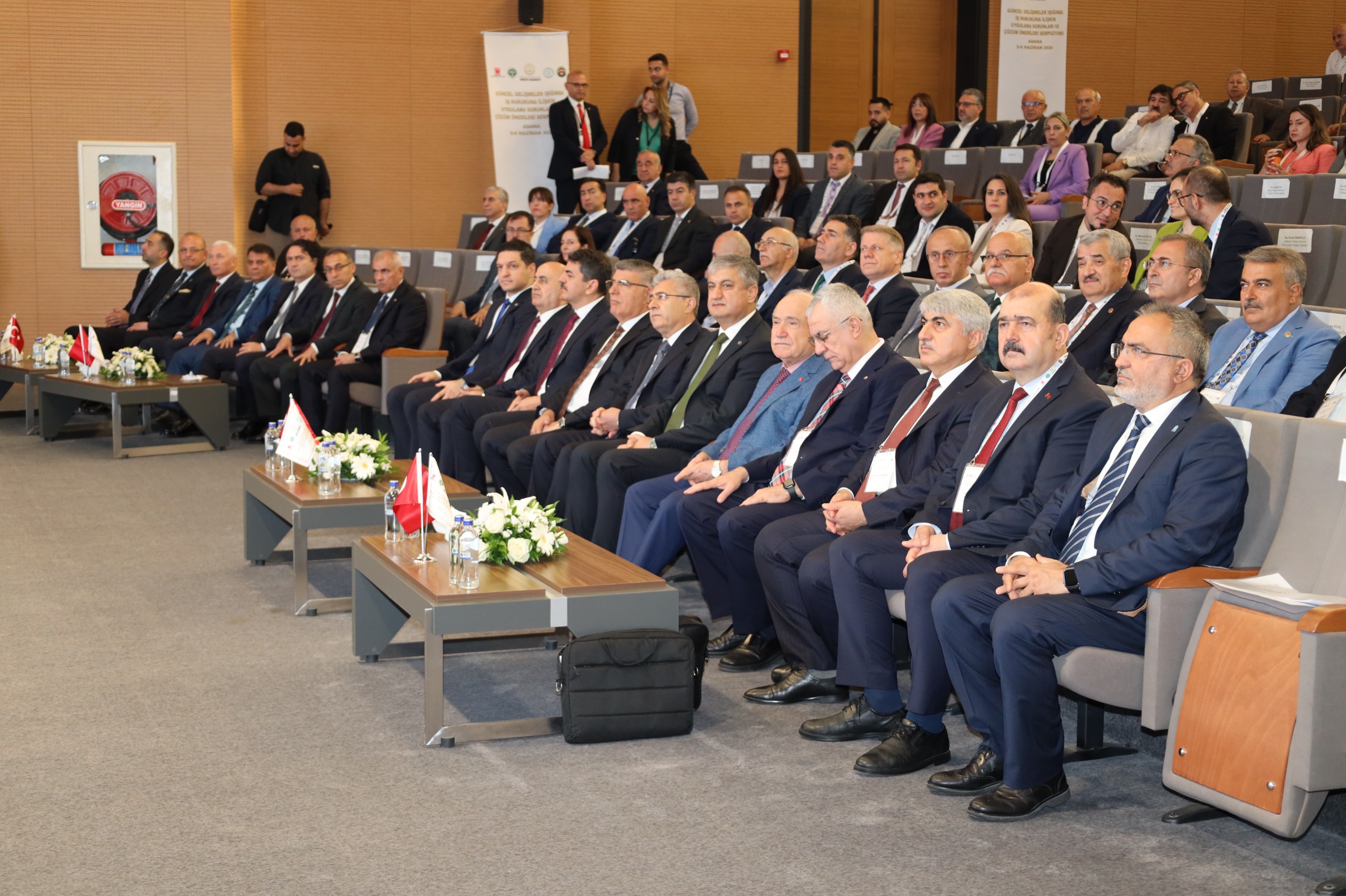 Ankara Yıldırım Beyazıt Üniversitesi Galeri Resmi
