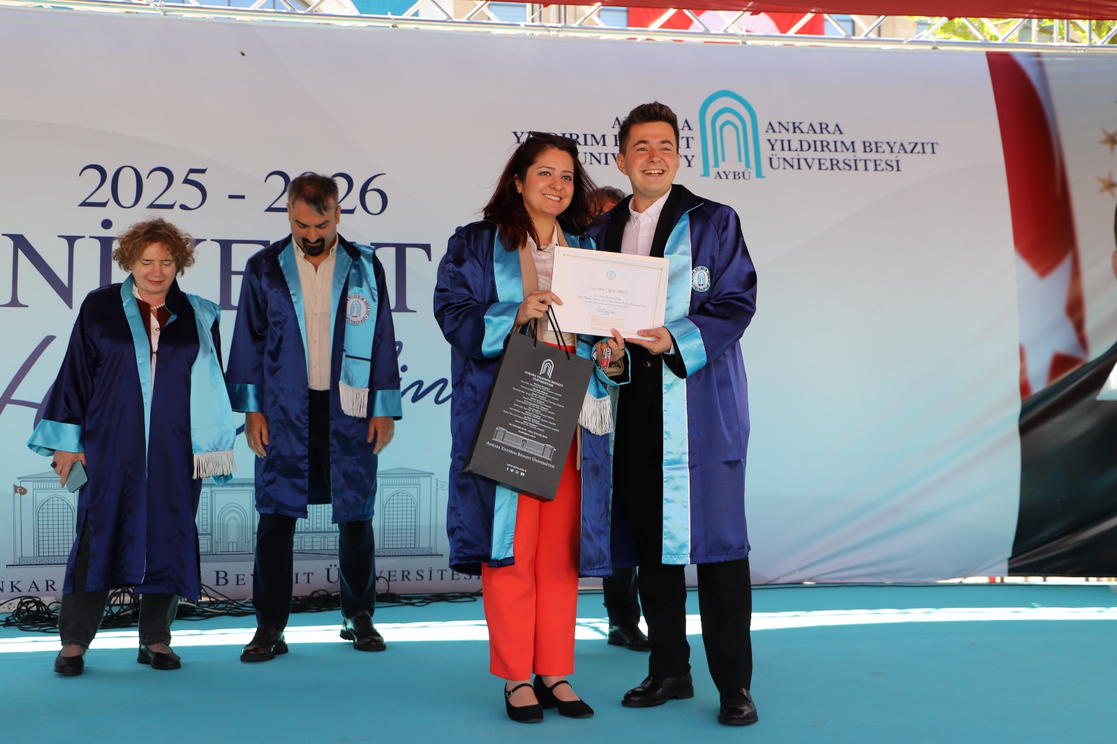Ankara Yıldırım Beyazıt Üniversitesi Galeri Resmi