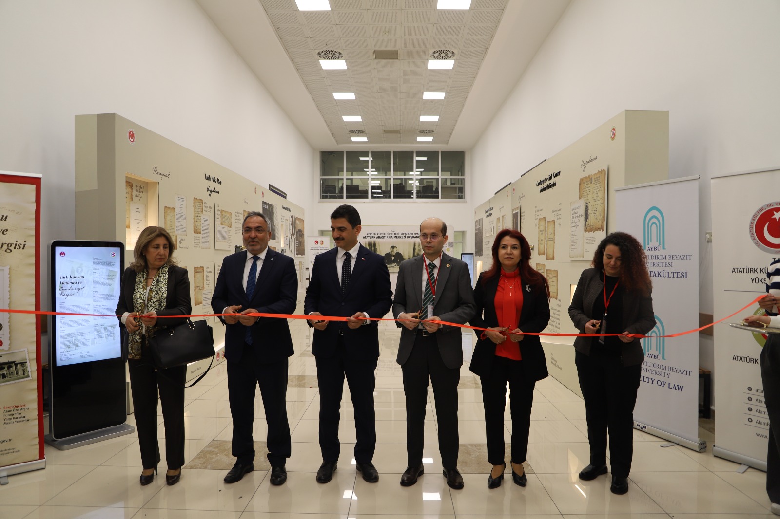 Ankara Yıldırım Beyazıt Üniversitesi Galeri Resmi