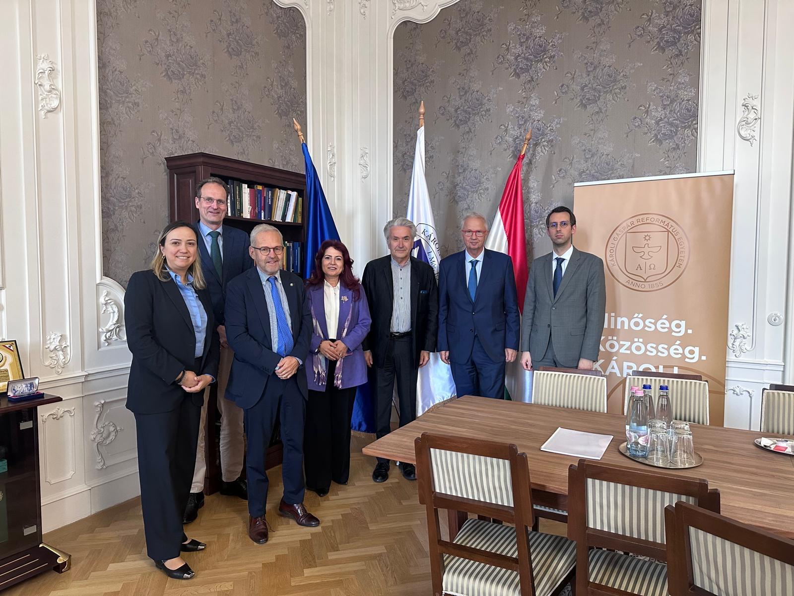 WhatsApp Image 2025-10-13 at 16.22.23 (4).jpeg