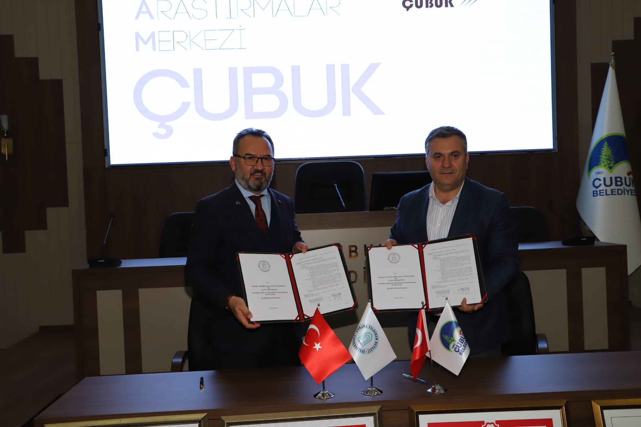 WhatsApp Image 2022-11-11 at 22.56.04 (1).jpeg