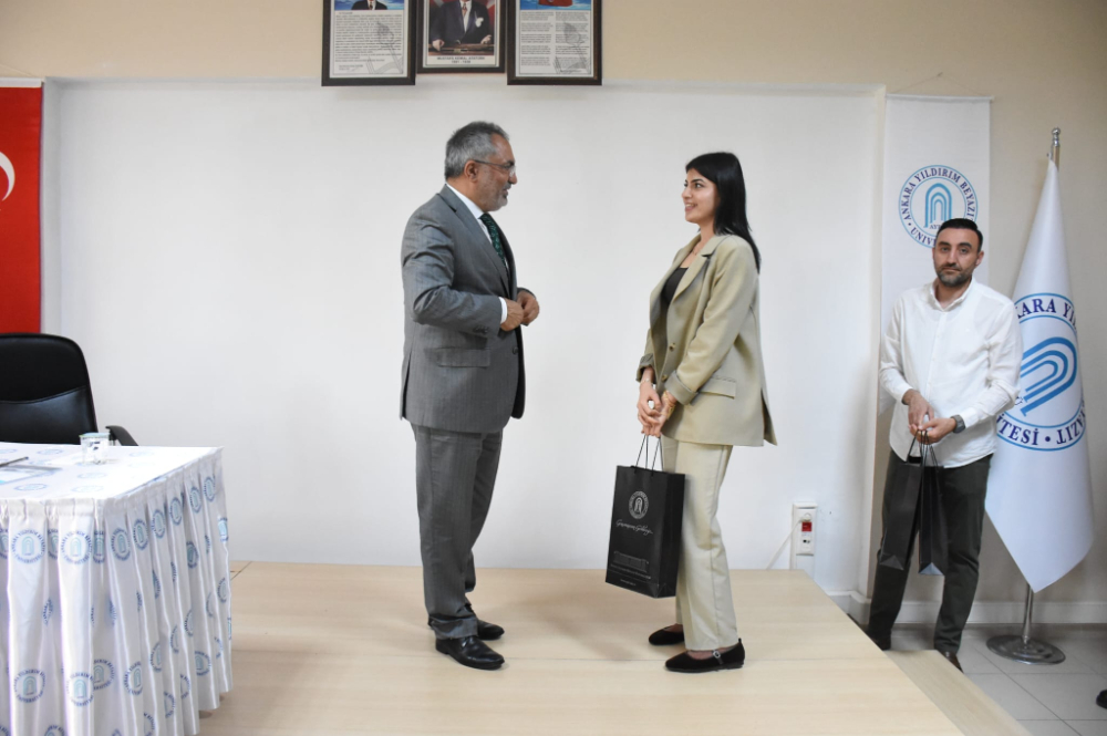 Ankara Yıldırım Beyazıt Üniversitesi Galeri Resmi