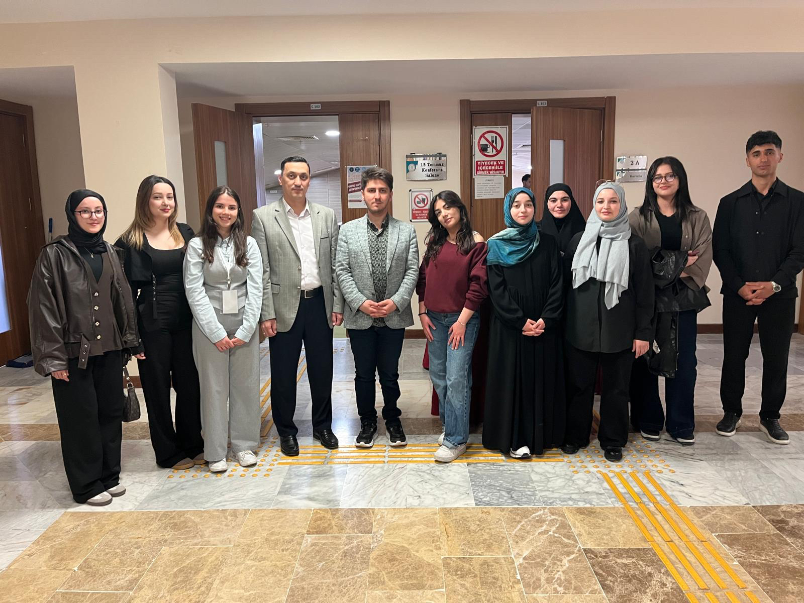 Group photo after the program.