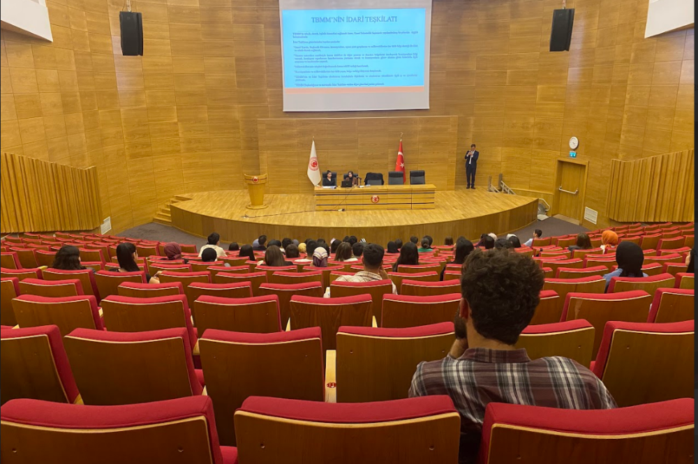 Ankara Yıldırım Beyazıt Üniversitesi Galeri Resmi