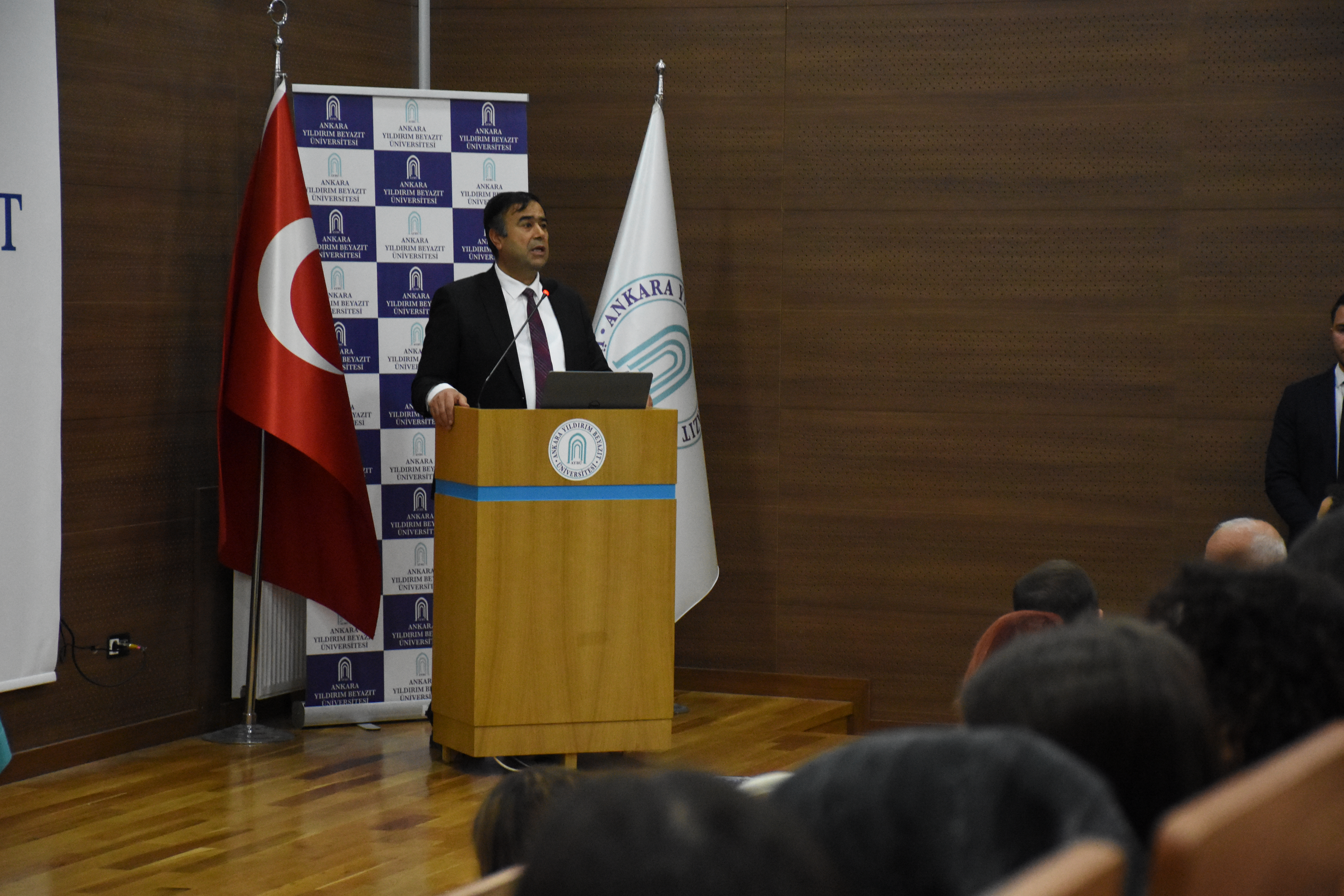 Ankara Yıldırım Beyazıt Üniversitesi Galeri Resmi