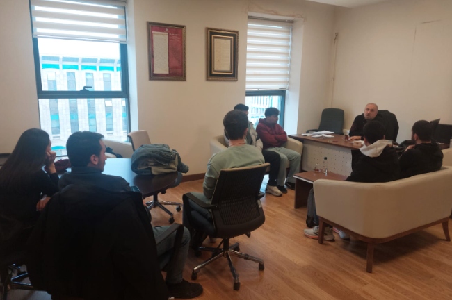 Prof. Dr. Kenan Olgun'un Bölüm Öğrencileriyle gerçekleştirdiği toplantı