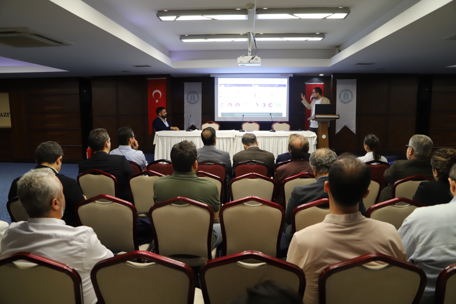 Ankara Yıldırım Beyazıt Üniversitesi Galeri Resmi