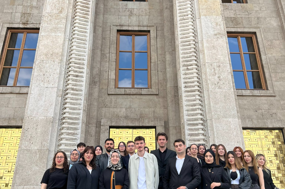 Ankara Yıldırım Beyazıt Üniversitesi Galeri Resmi