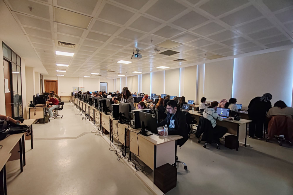 Ankara Yıldırım Beyazıt Üniversitesi Galeri Resmi