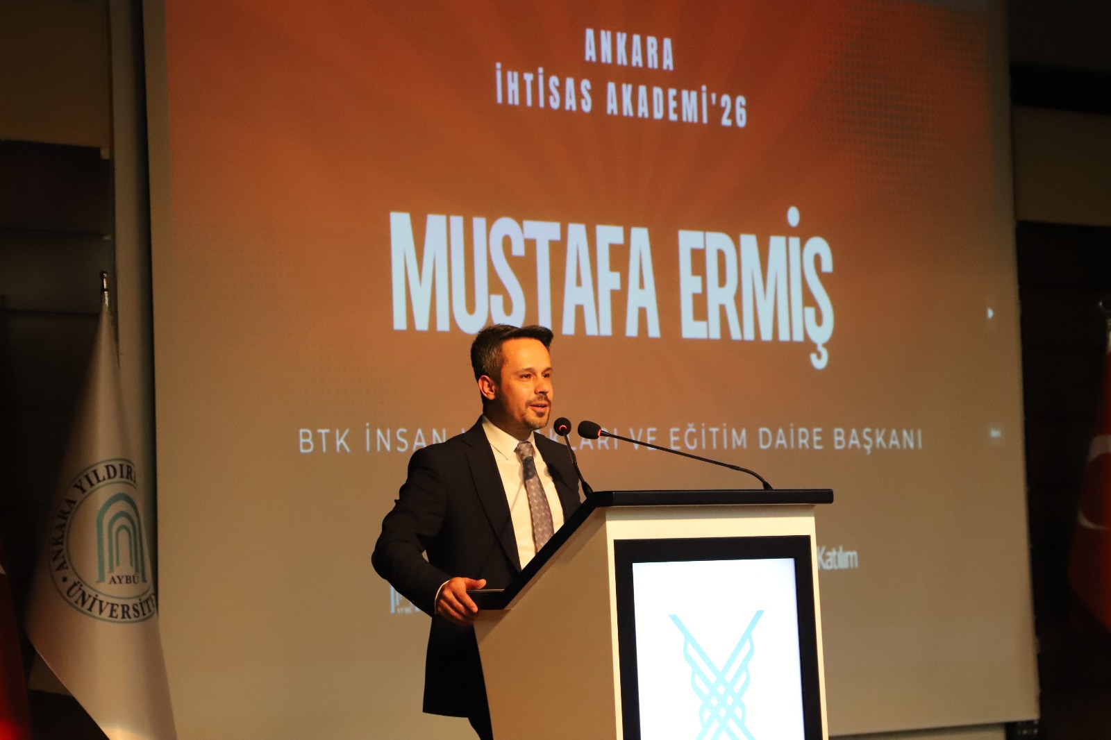 Ankara Yıldırım Beyazıt Üniversitesi Galeri Resmi