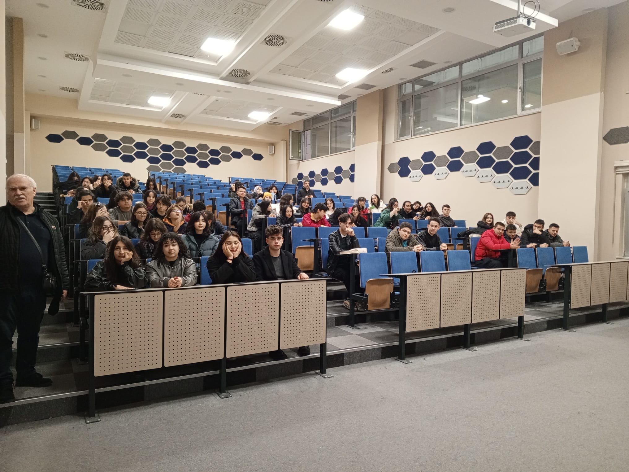 WhatsApp Image 2024-12-05 at 13.27.45.jpeg