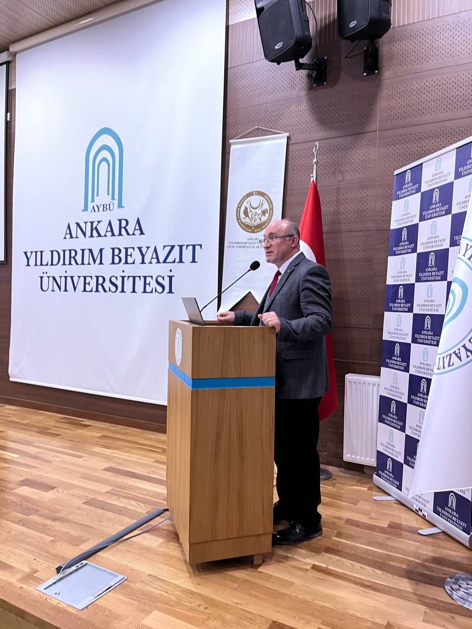 WhatsApp Image 2023-12-28 at 22.22.32.jpeg