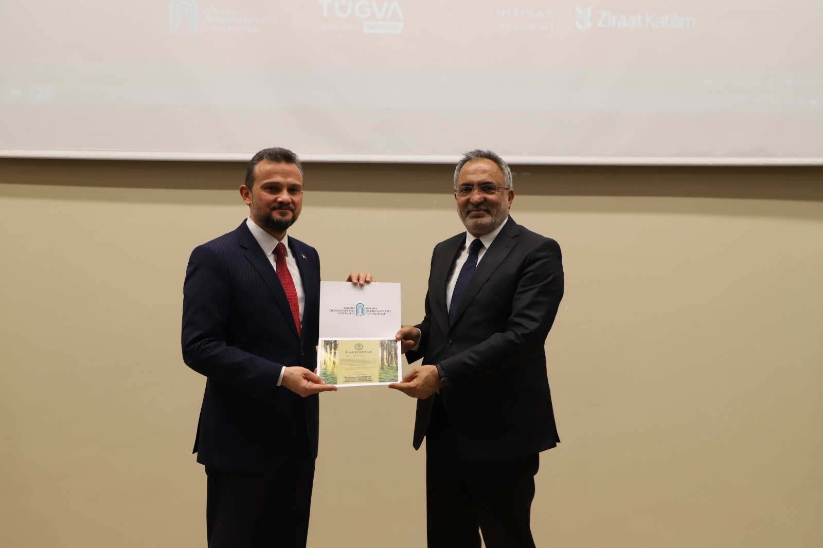 Ankara Yıldırım Beyazıt Üniversitesi Galeri Resmi