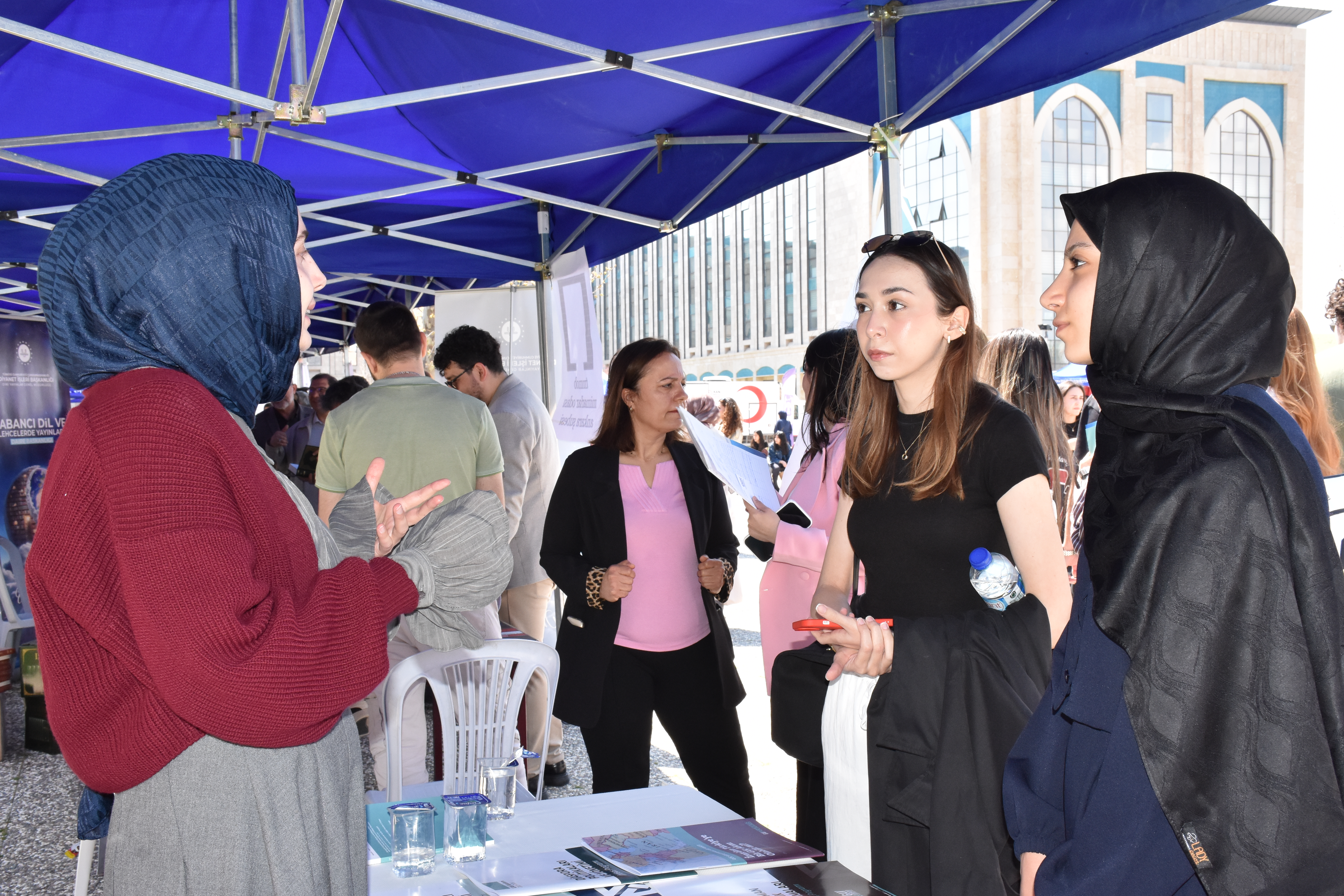 Ankara Yıldırım Beyazıt Üniversitesi Galeri Resmi