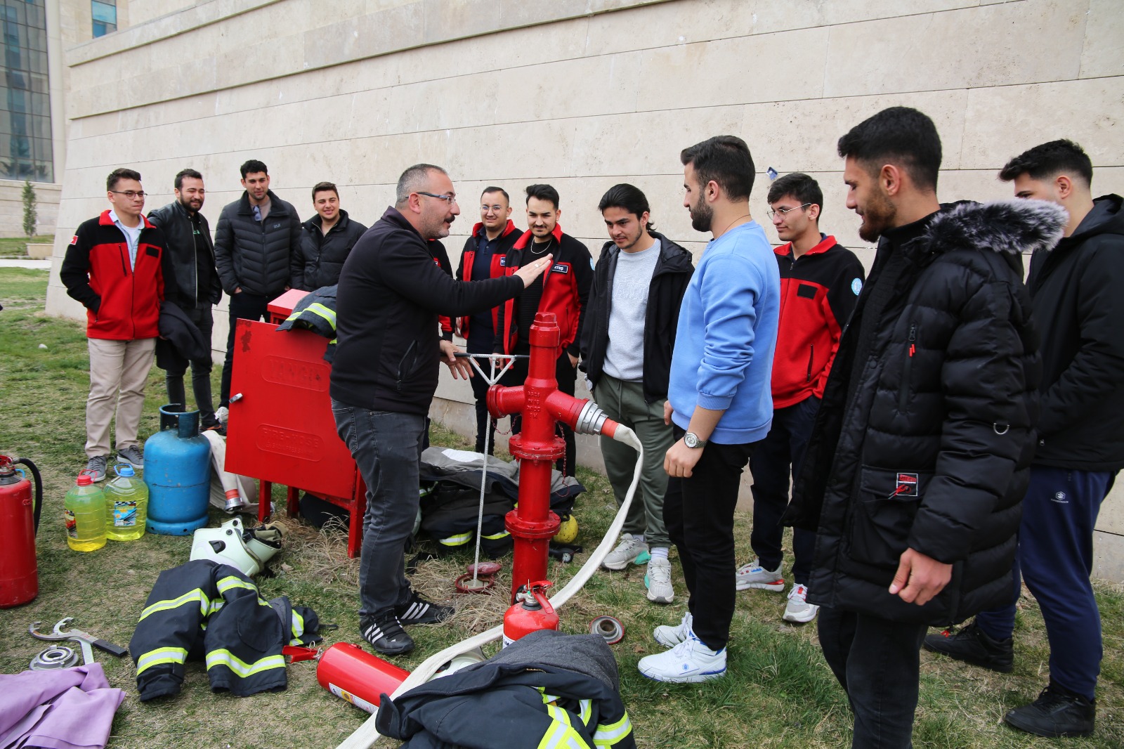 WhatsApp Image 2024-03-20 at 16.10.44 (1).jpeg