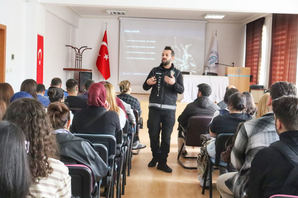 Ankara Yıldırım Beyazıt Üniversitesi Galeri Resmi