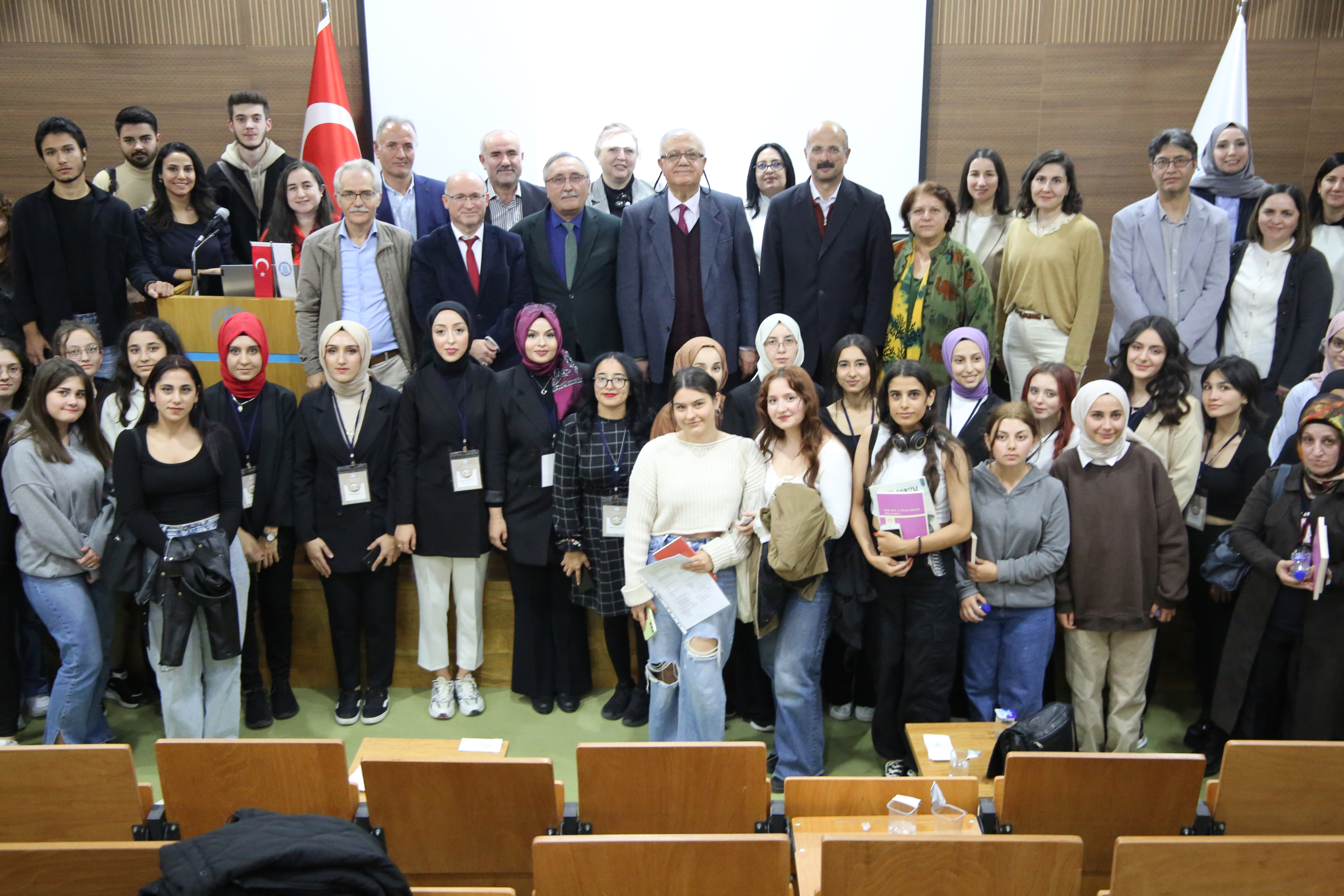 Cumhuriyetimizin 100.Yılı Etkinliği Kapsamında Prof. Dr. Cemal KURNAZ,  Ankara Yıldırım Beyazıt Üniversitesi'nde Konferans Verdi