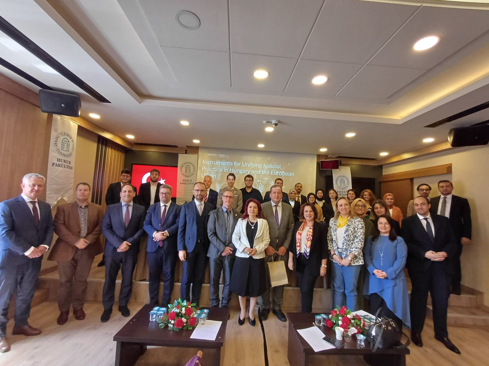 8-9 Mayıs 2025 tarihlerinde AYBÜ Hukuk Fakültesi ve Károli Gáspár Üniversitesi Hukuk Fakültesi İşbirliğiyle “Dispute Resolution Methods from the Perspective of Turkish and Hungarian Law” Sempozyumu Gerçekleştirilmiştir