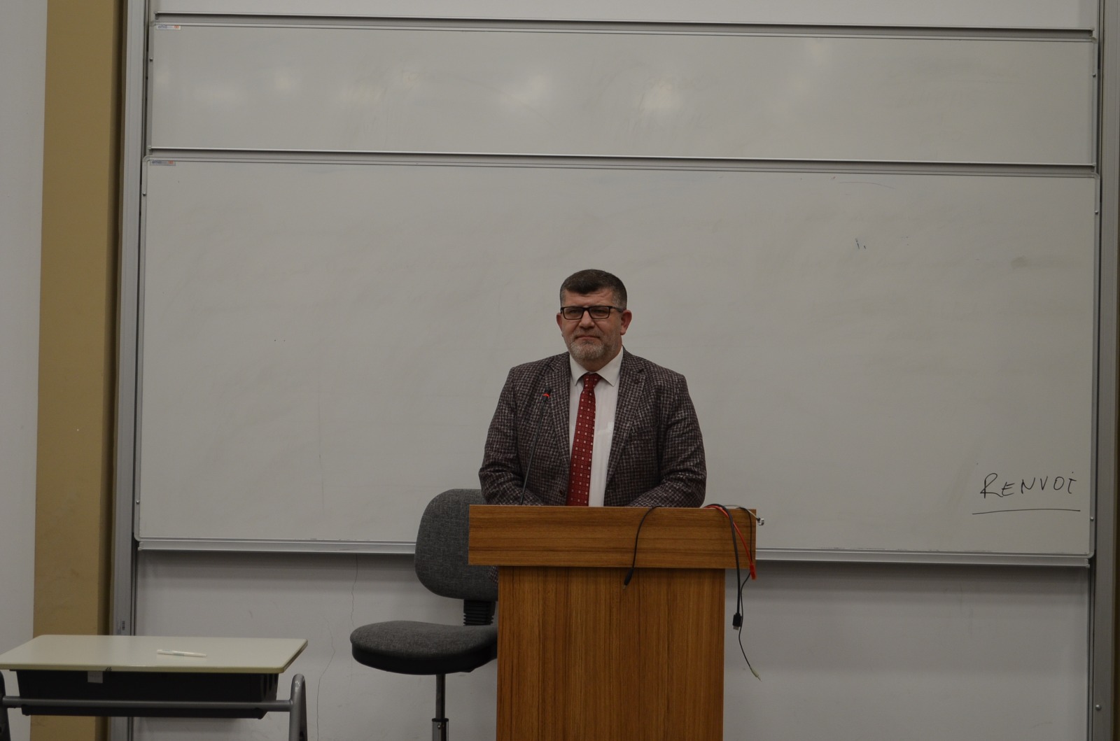 Fakültemizde Kariyer Eğitimleri 1- Avukatlık Mesleği Etkinliği Gerçekleştirilmiştir.