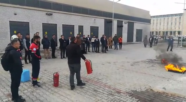 Esenboğa Külliyesi'inde Yangın Eğitimi Verildi