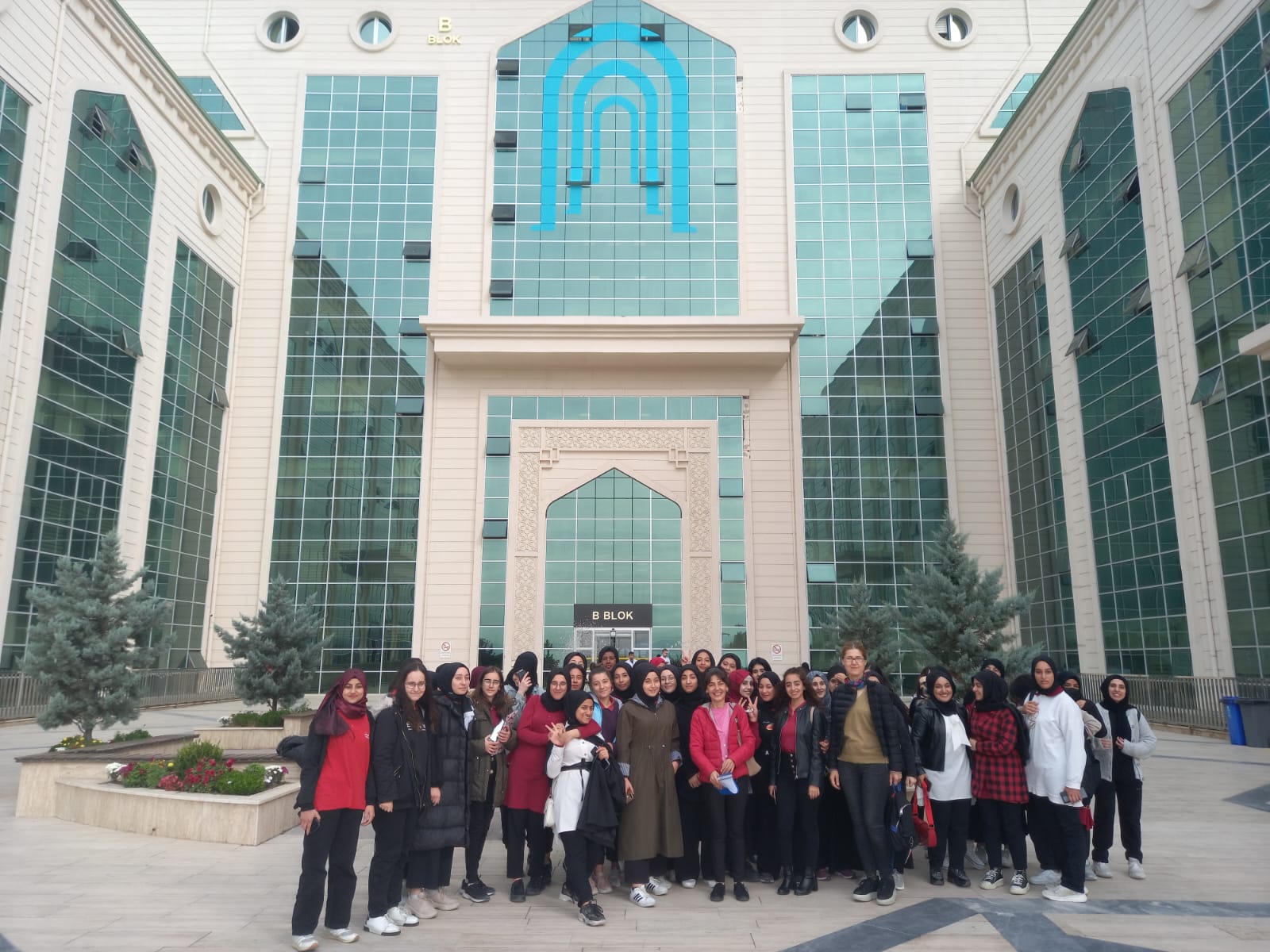 High School Students’ Visit to Our Faculty