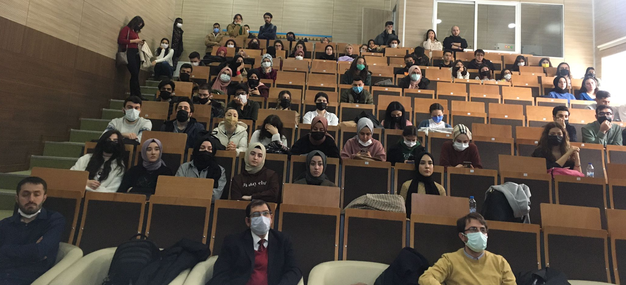 Fakültemizde Erasmus Bilgilendirme Toplantısı Gerçekleştirildi