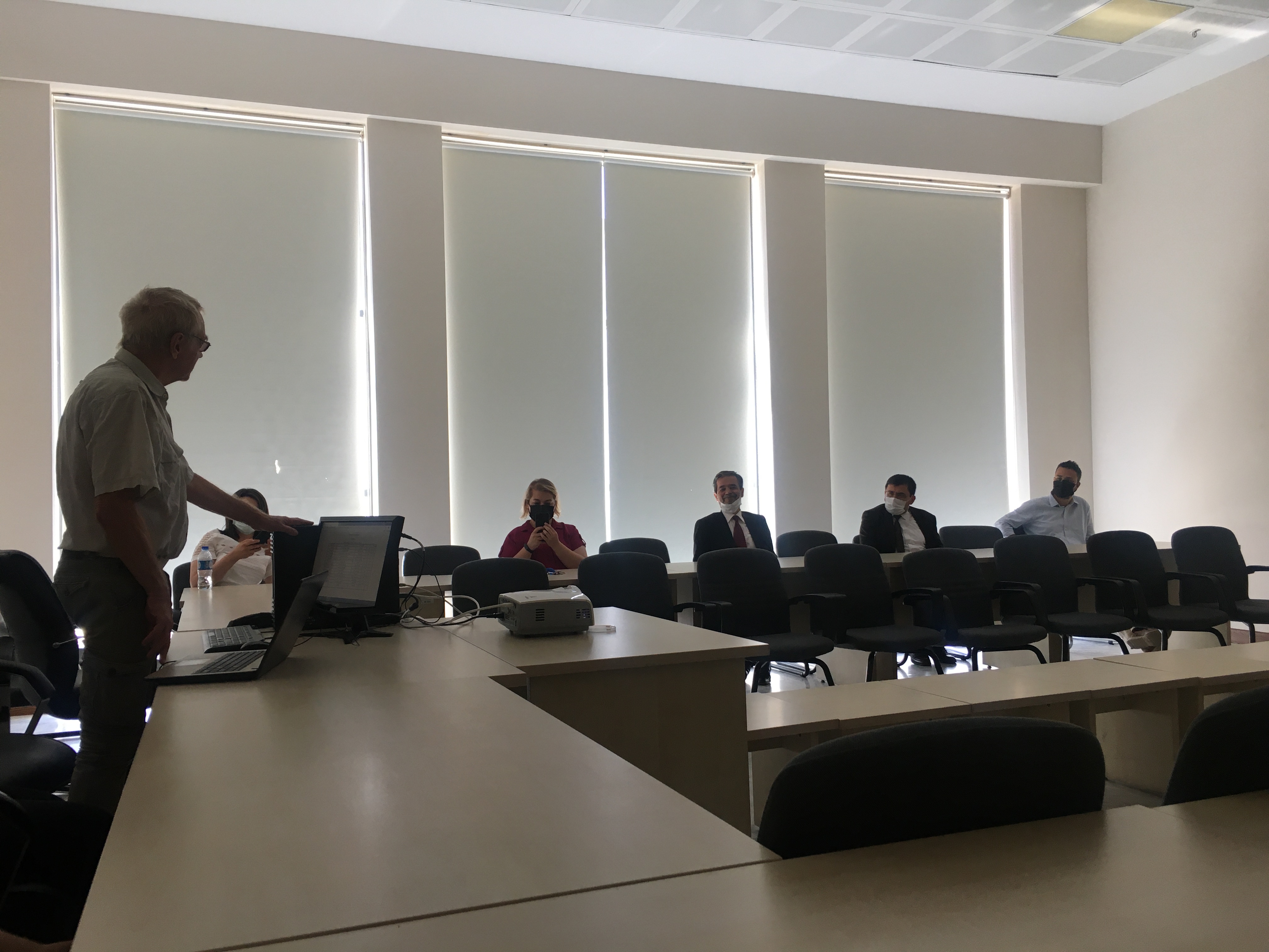 Dr. Sergei Potemkin Gave a Seminar in Our Faculty