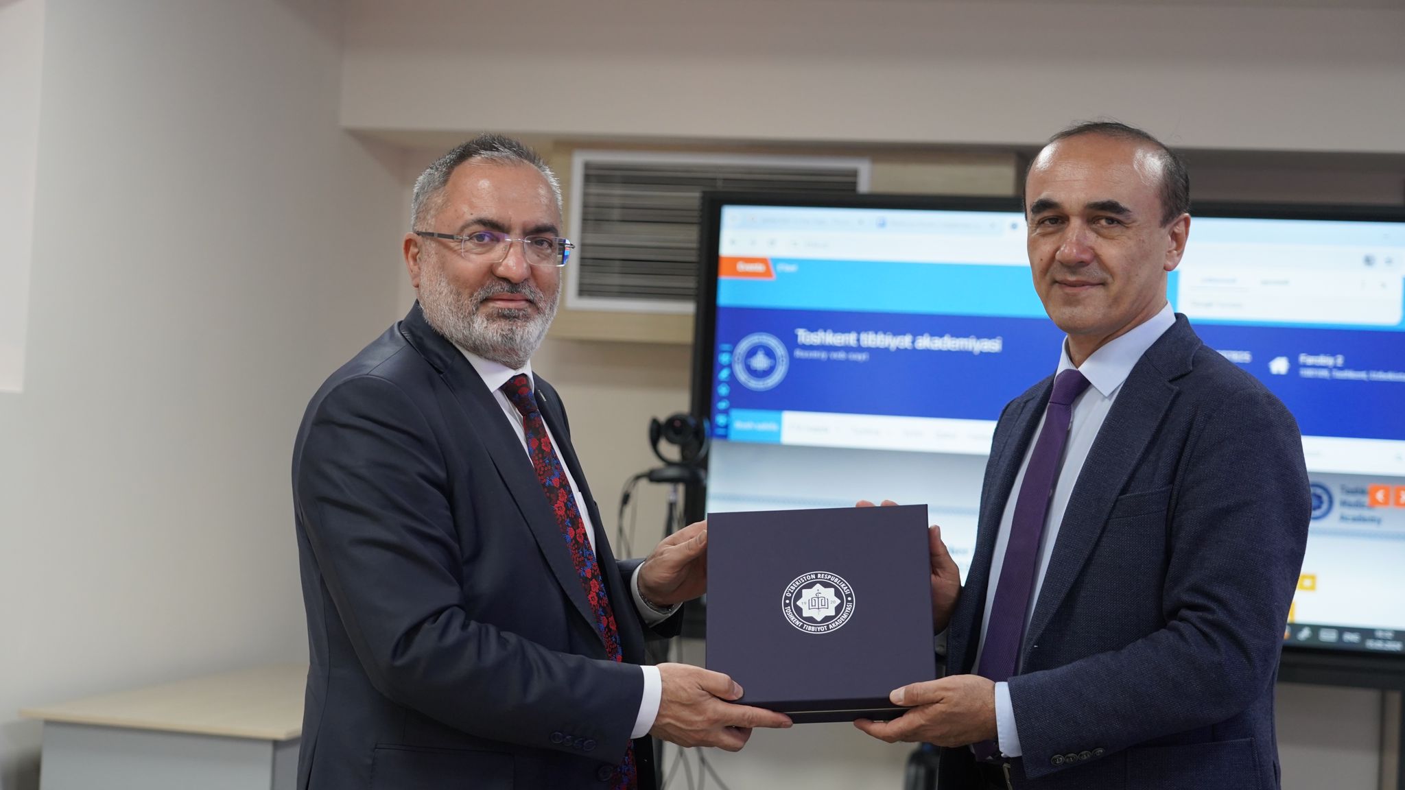 Rektörümüz Prof. Dr. Ali Cengiz KÖSEOĞLU Taşkent Devlet Tıp Üniversitesi'ni Ziyaret Etti 