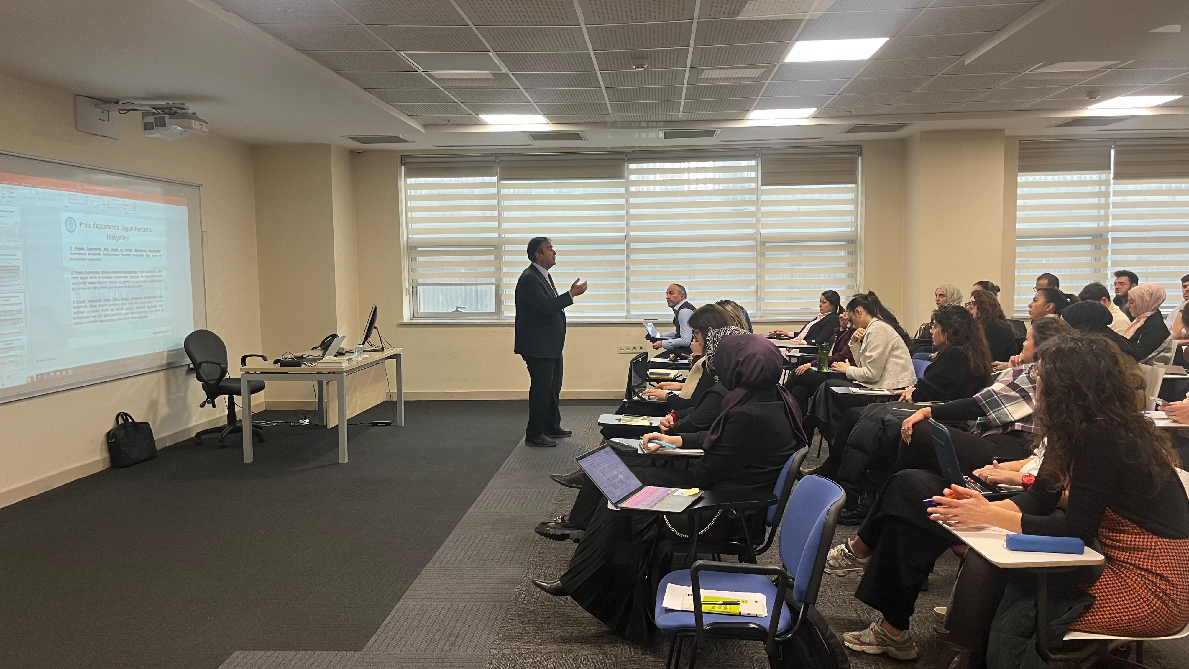 Fakültemizde BAP Bilgilendirme Eğitimi Düzenlendi.