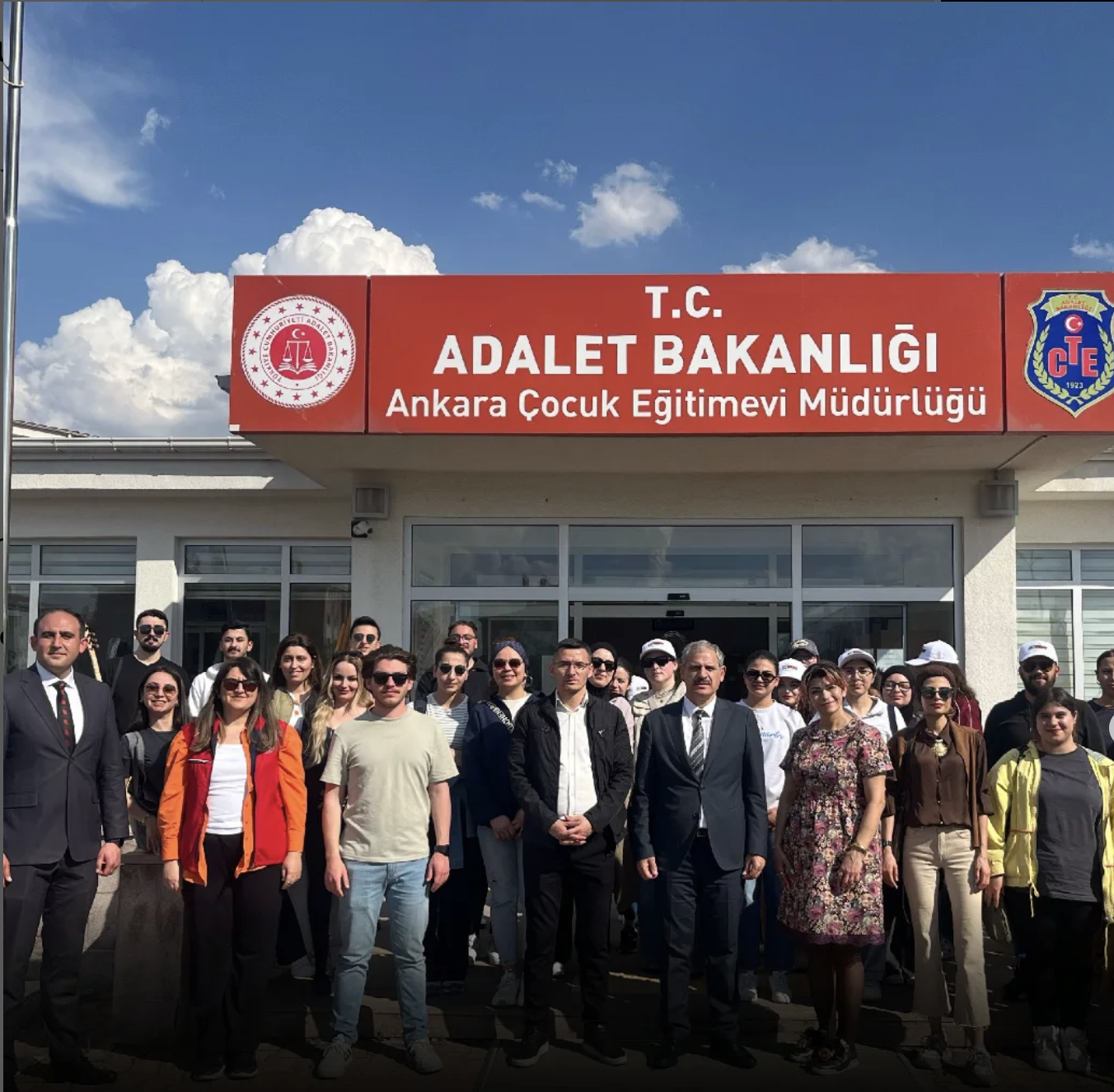 "Sanat Işığında Umut ve Gelecek" projesi kapsamında Ankara Çocuk Eğitimevi'nde "23 Nisan Ulusal Egemenlik ve Çocuk Bayramı Şenliği"