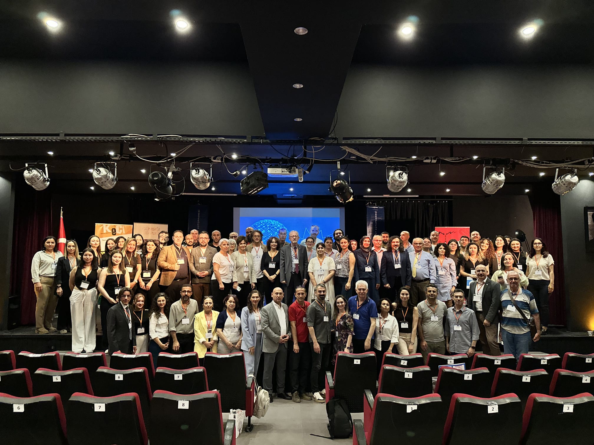 Belediye Kütüphaneleri Bölge Semineri – İzmir (Dr. Öğr. Üyesi Erdinç ALACA)