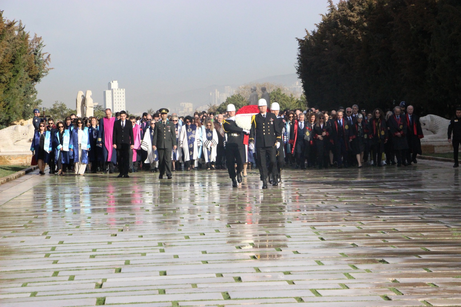 Sayın Dekanımızın 14 Mart  Tıp Bayramı Kutlama Mesajı