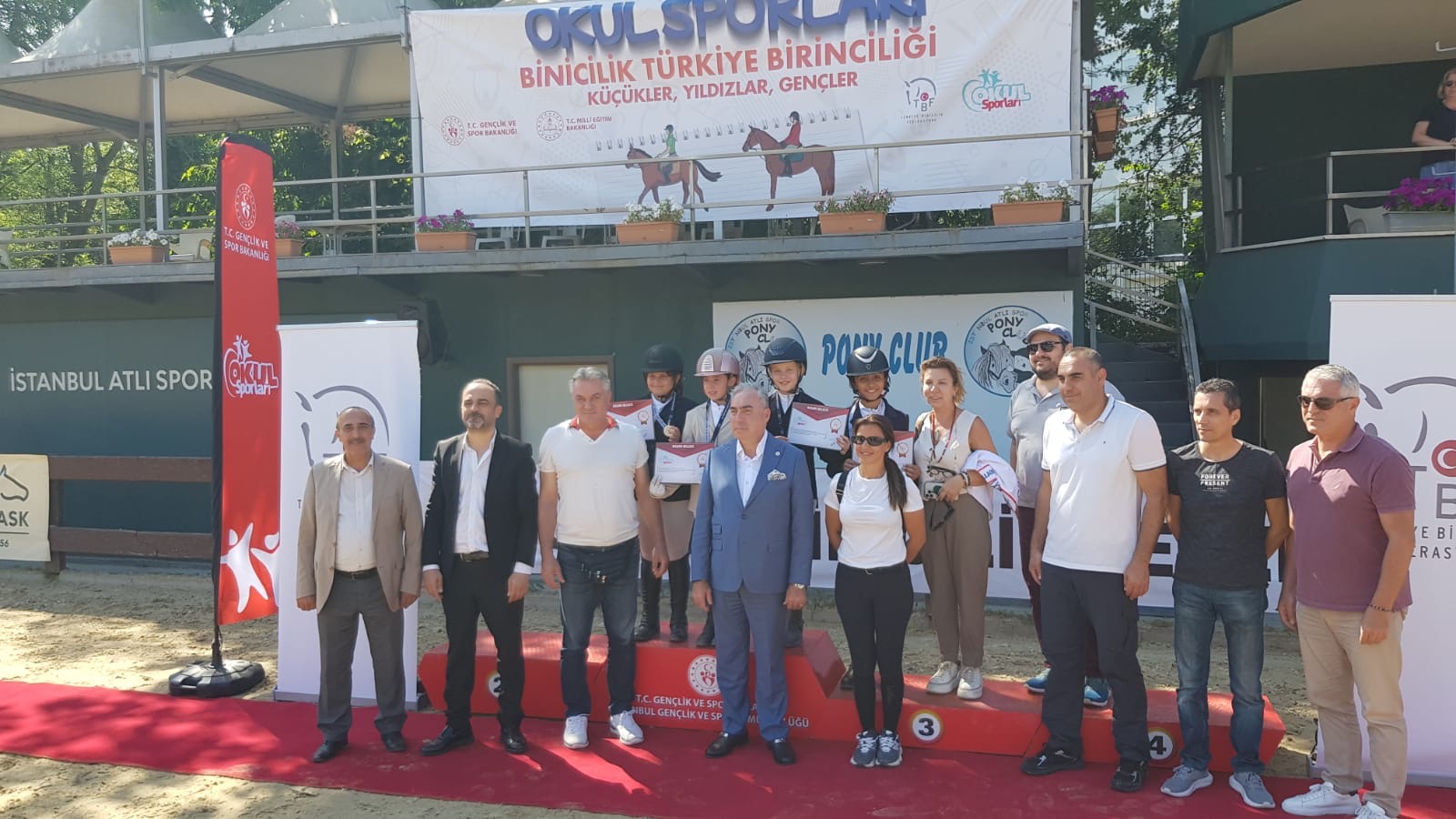 Binicimiz Defne Turasan Okul Sporları Türkiye Finali Yarışmasında Dördüncü Oldu.