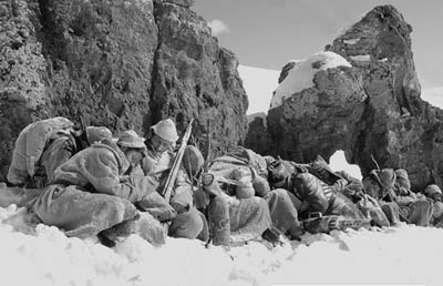 Rektörümüz Prof. Dr. Sayın Metin DOĞAN’ ın Sarıkamış Şehitlerini Anma Mesajı