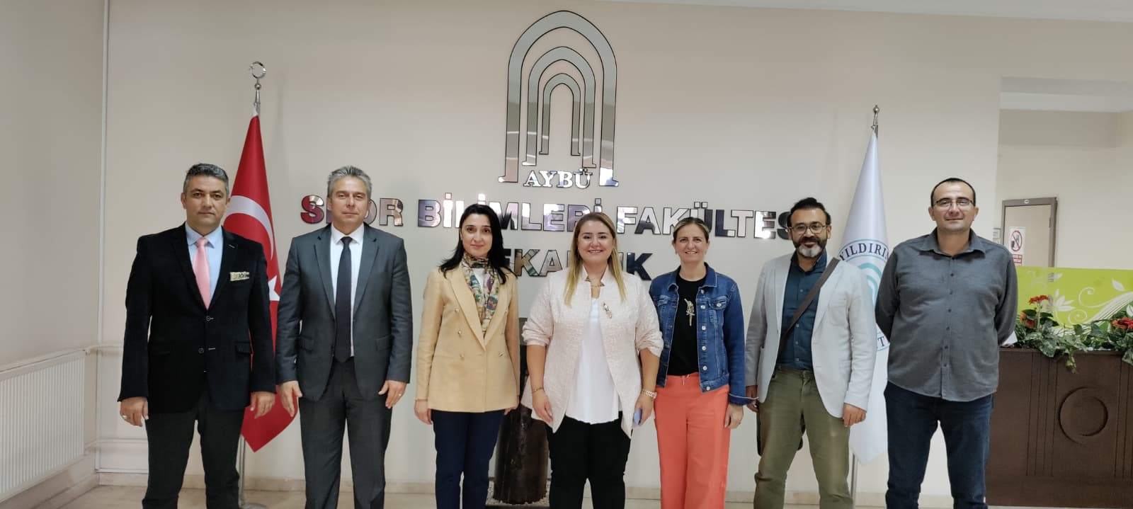 Tıp Fakültesi yönetiminin Dekanlığımıza hayırlı olsun ziyareti