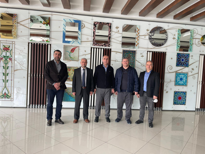 Fakülte- Sektör işbirliği olanaklarını geliştirmek üzere Özdeş Vitray ziyareti gerçekleştirildi. 