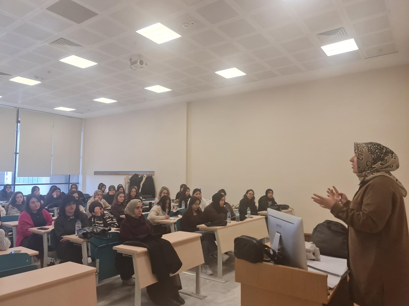 Bölümümüz 2025-2026 Bahar Dönemi ÇGL 408 Özel Eğitim Uygulamaları II dersi için bilgilendirme toplantısı 10.02.2026 tarihinde yapılmıştır.