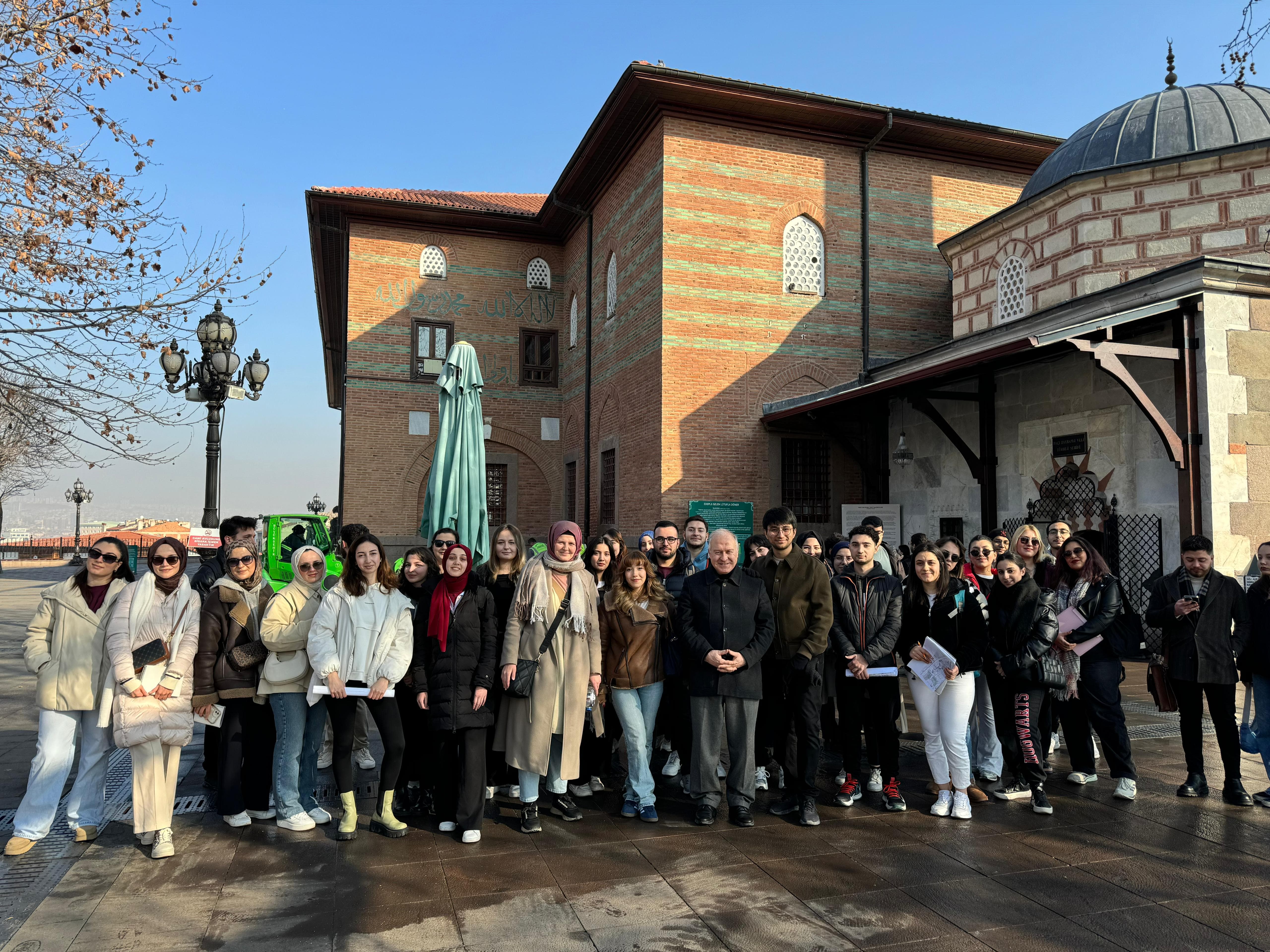 Site Trip / Vertical Studio - Group 2 - 5