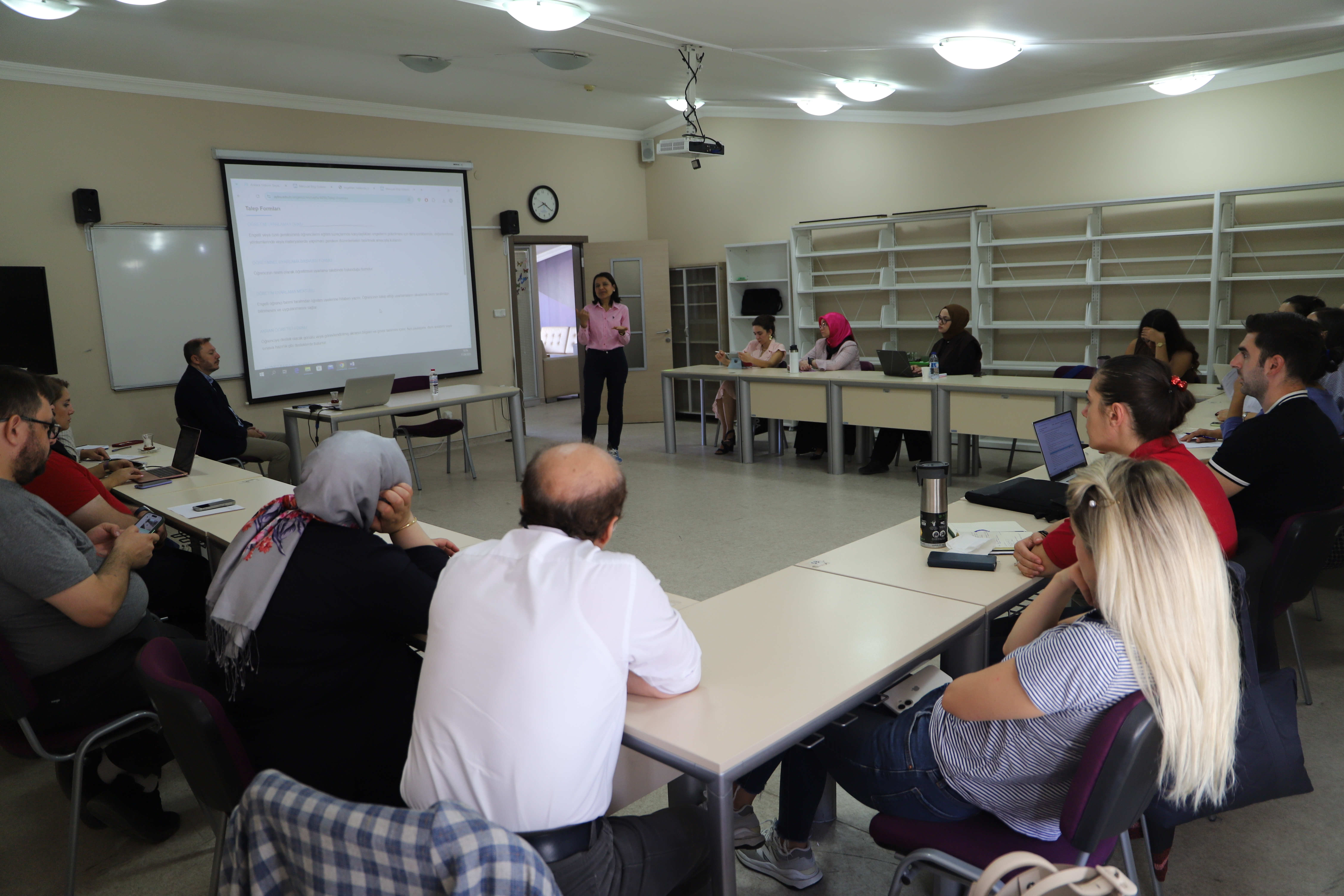 Engelsiz Üniversite Birimi Fakülte Temsilcileri Toplantısı Gerçekleştirildi