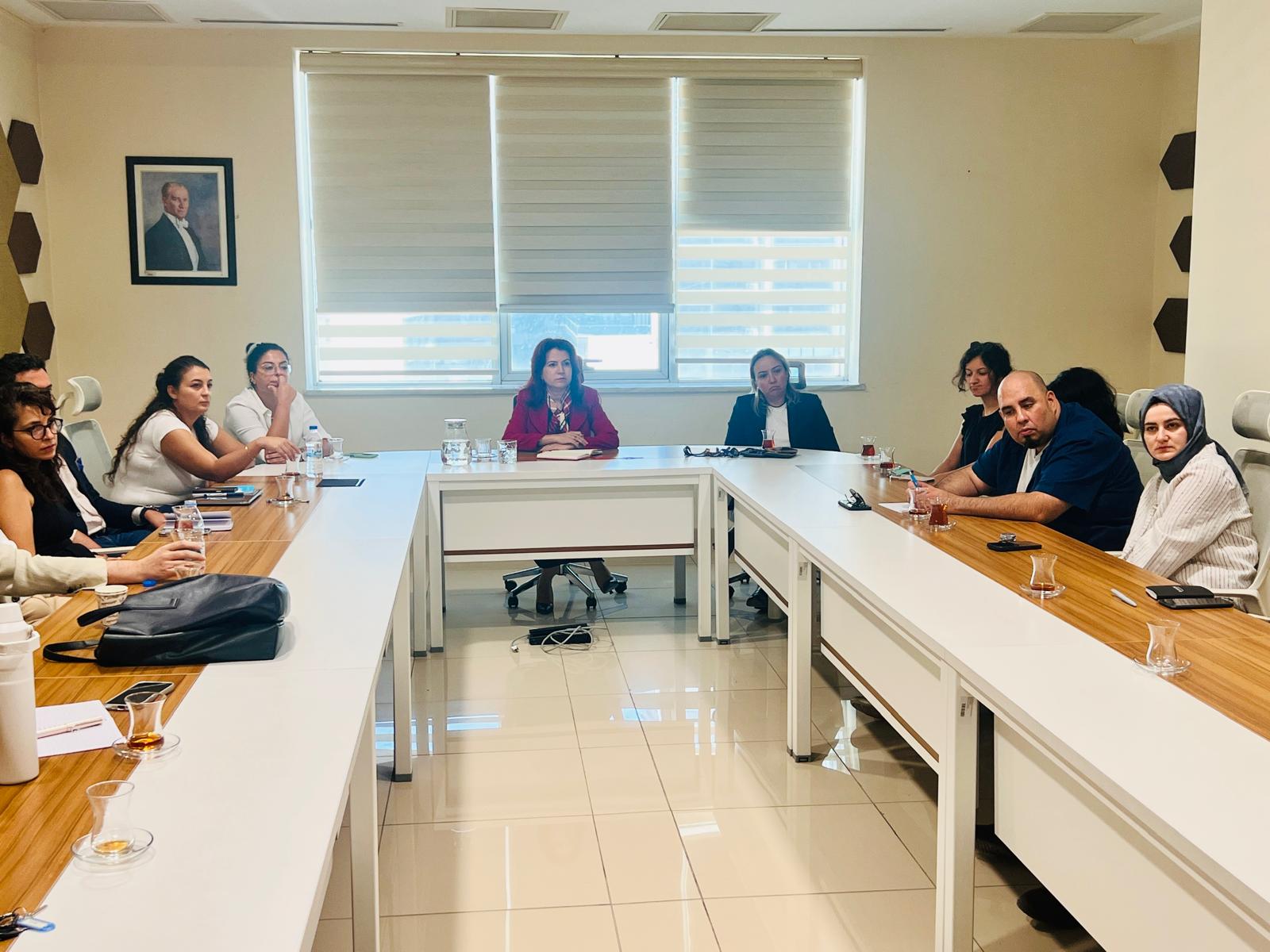 Hukuk Fakültesi Öğrencilerinin Yabancı Dil Yeterliliklerine İlişkin Görüşme Gerçekleştirildi