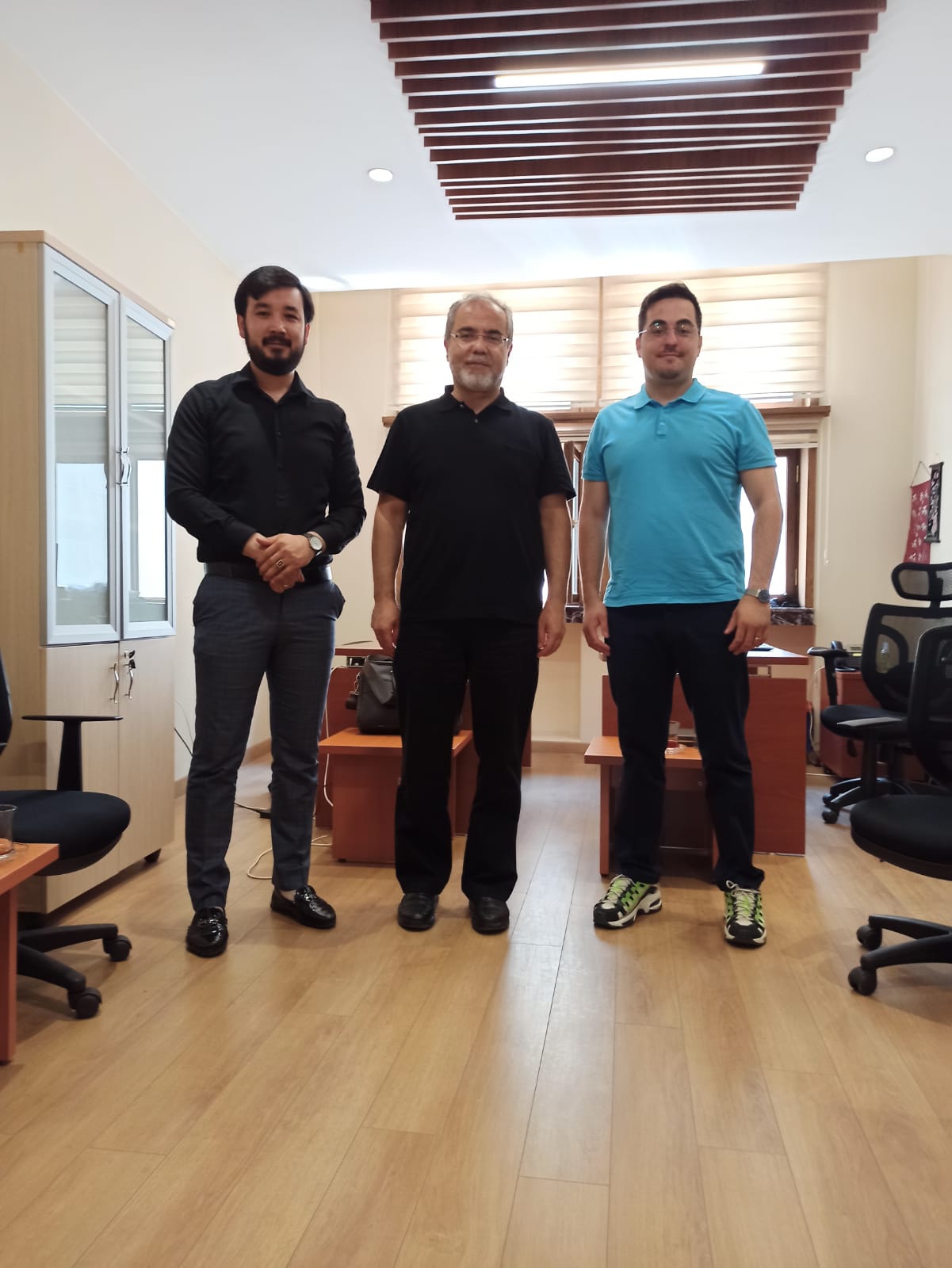 Merkez müdüründen ASBÜ öğretim üyesine ziyaret