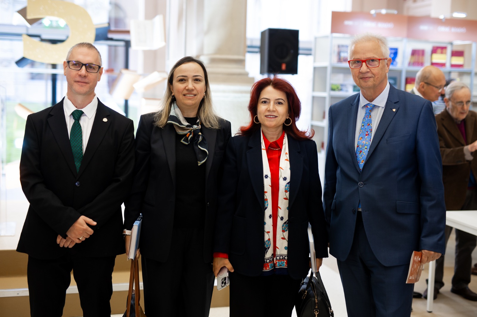 Károli Gáspár Üniversitesi Hukuk Fakültesi ile İş Birliğinin Geliştirilmesi Görüşmesi ve V. Macar Hukuk Kitapları Fuarı Ziyareti 