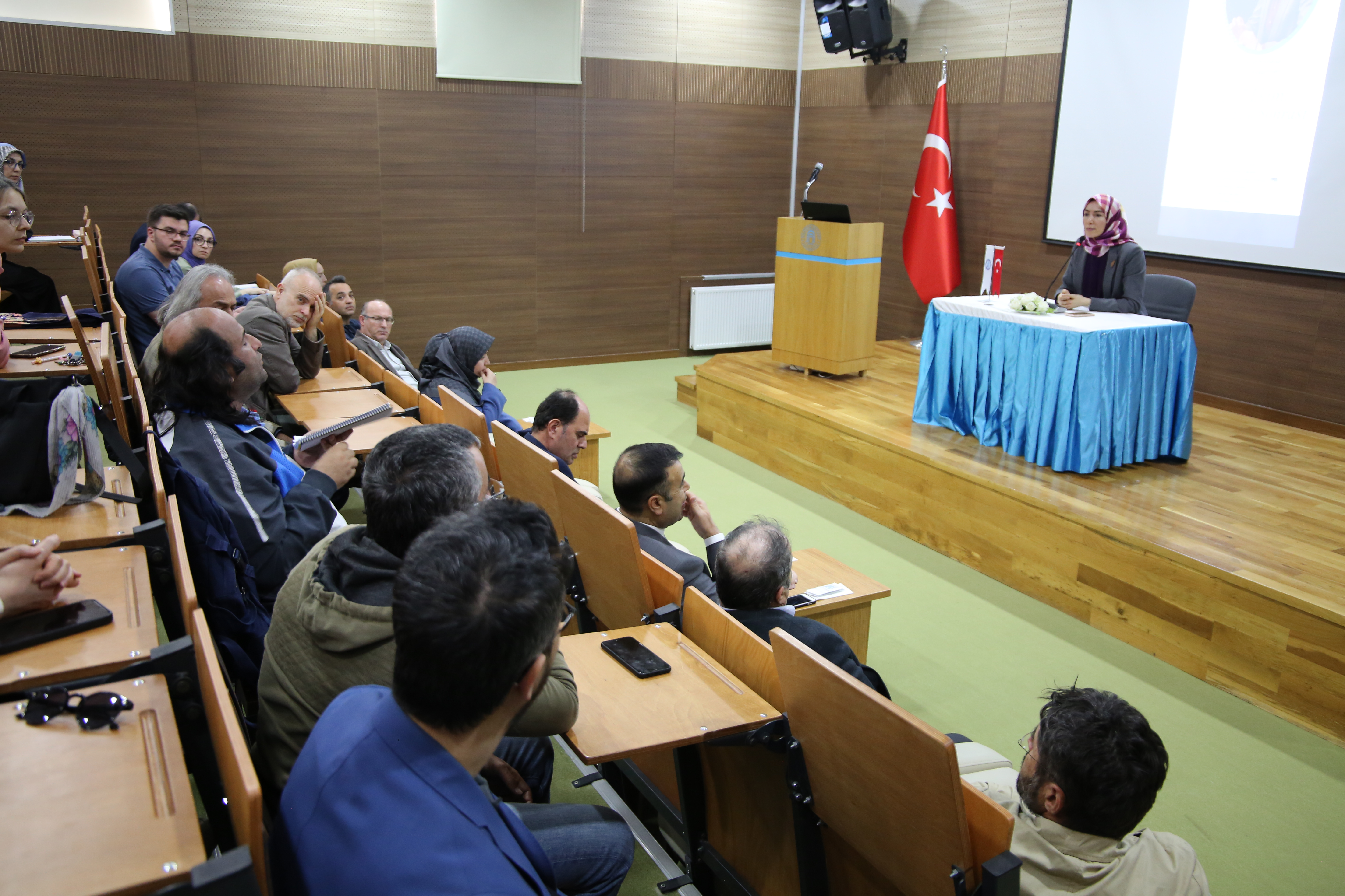 “Gazze: 7 Ekim Arka Planı ve Sonrası” Konferansı Gerçekleştirildi