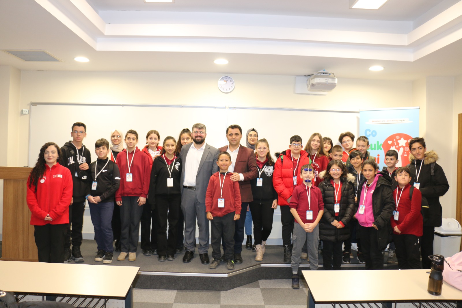 Aybü 15 Temmuz Şehitler Yerleşkesinde "Genç Kızılay Çocuk Üniversitesi" Proje Etkinliği Gerçekleşti