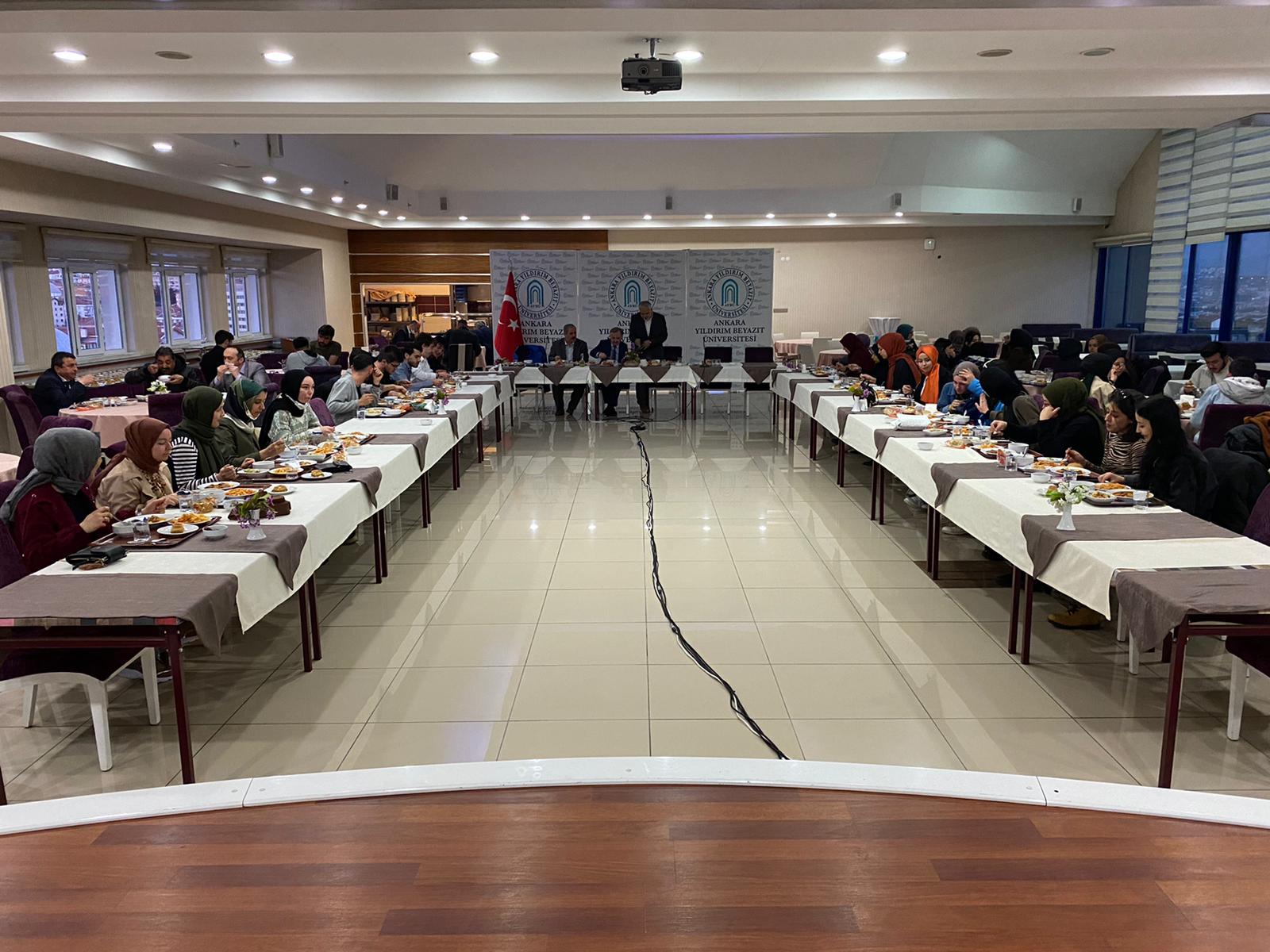 Fakültemiz Öğrencileri İle İftar Yemeği 