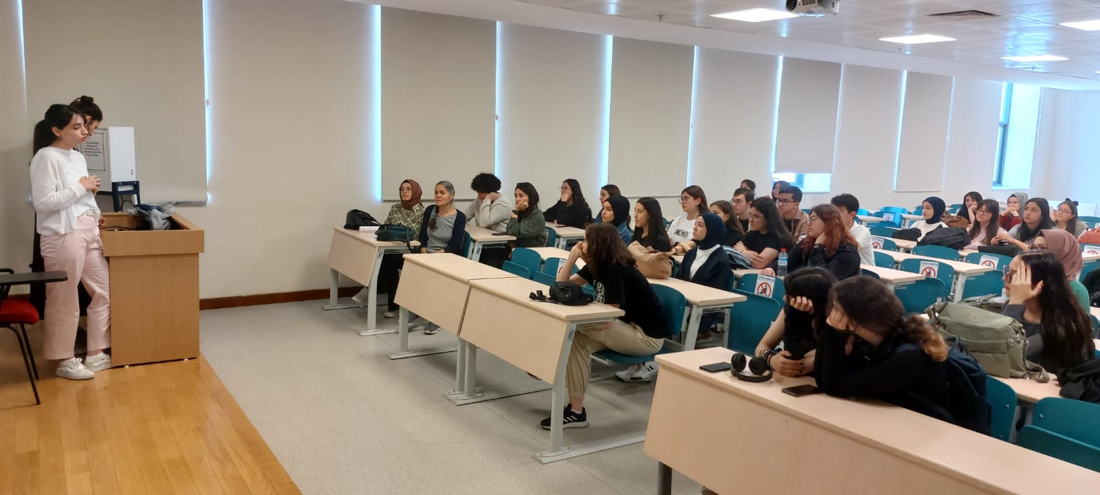 Pursaklar Anadolu Lisesi Öğretmen ve Öğrencilerine Üniversitemiz ve Fakültemizin Tanıtımı Yapılmıştır